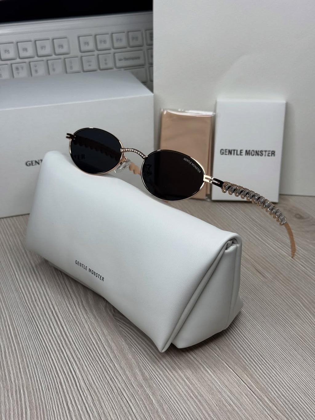 Velora Muse Sunglasses