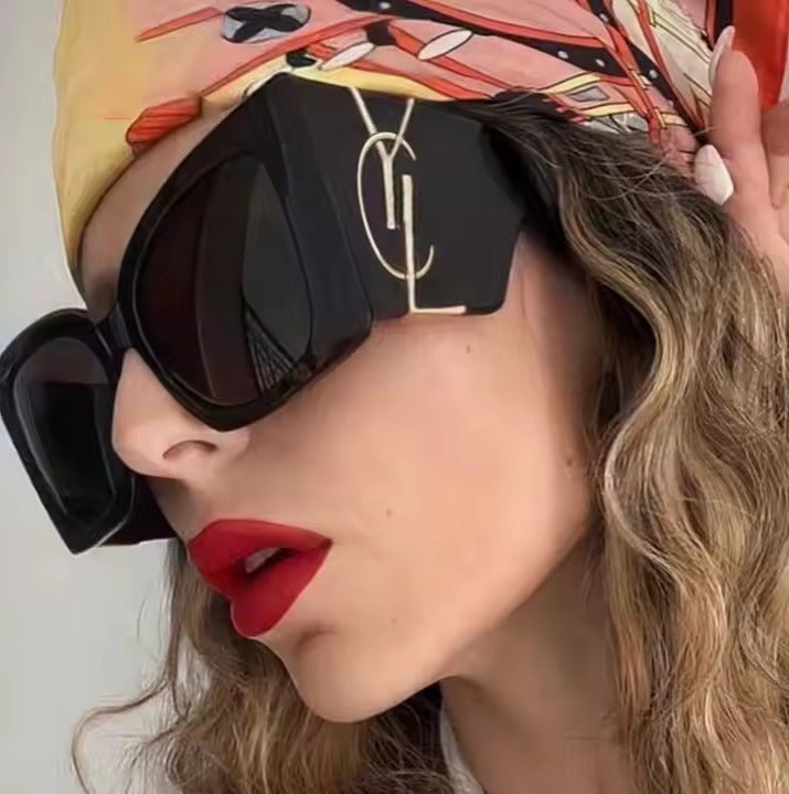 Cat Eye Oversized Frame Sunglasses
