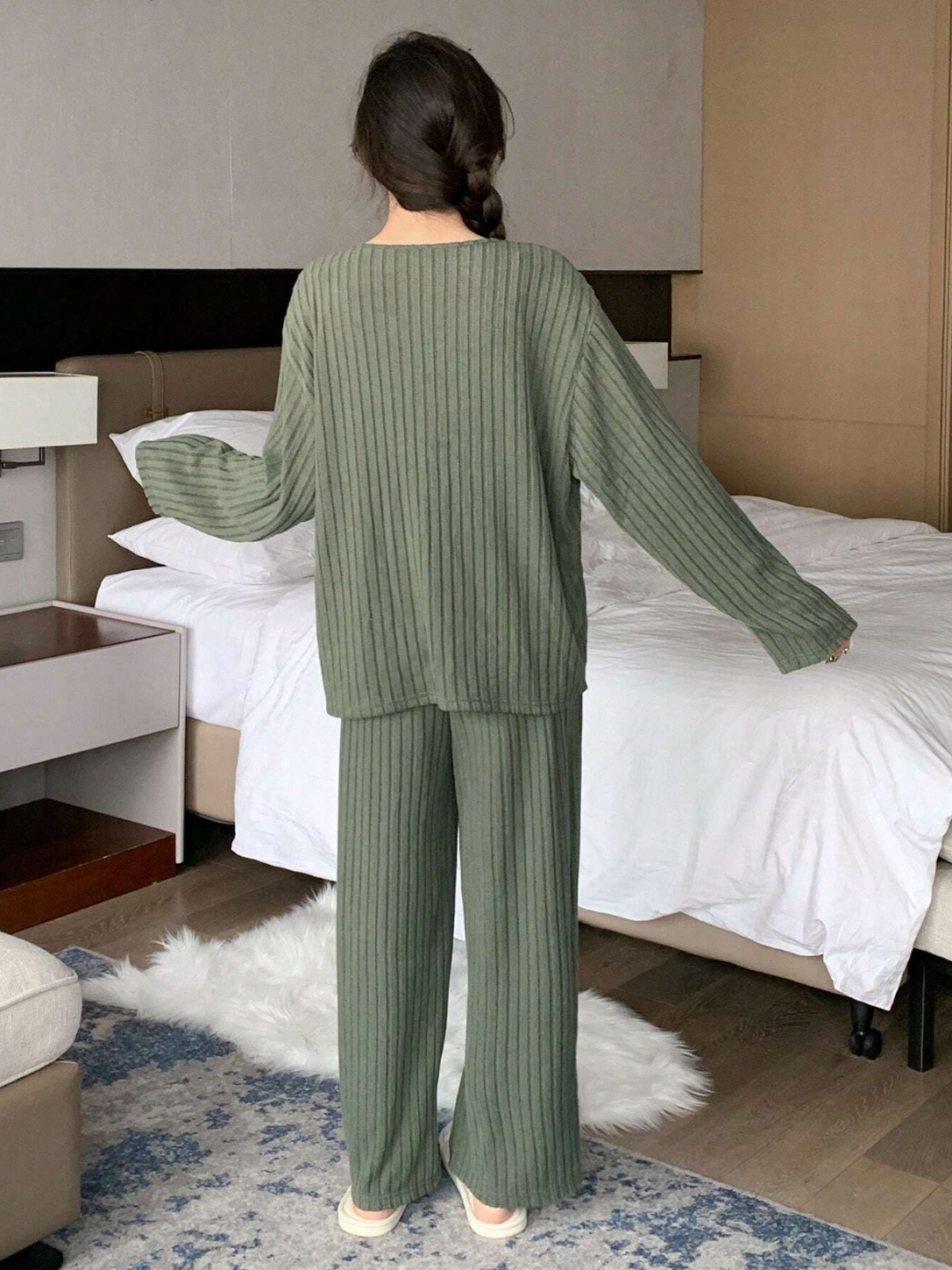 DAZY Solid Knit V-Neck Drop Shoulder Lounge Wear Set