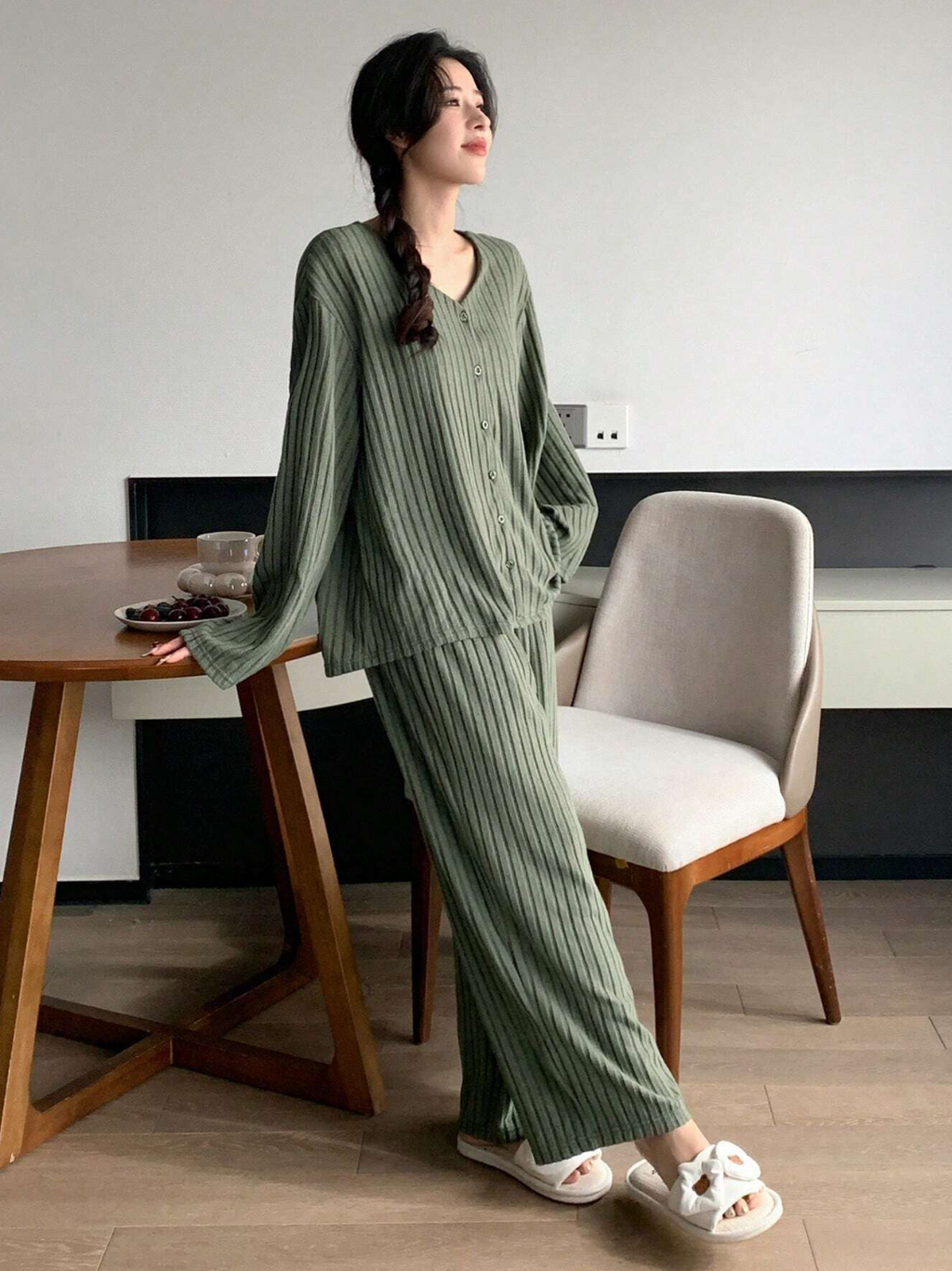 DAZY Solid Knit V-Neck Drop Shoulder Lounge Wear Set