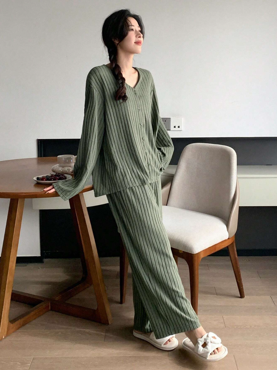 DAZY Solid Knit V-Neck Drop Shoulder Lounge Wear Set
